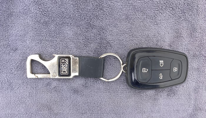 2020 Tata NEXON XZ+ OPT PETROL, Petrol, Manual, 30,393 km, Key Close Up