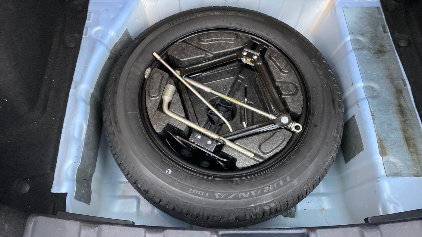 2020 Tata NEXON XZ+ OPT PETROL, Petrol, Manual, 30,393 km, Spare Tyre