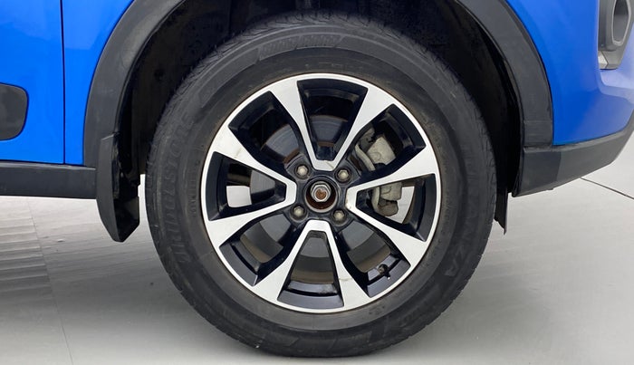 2020 Tata NEXON XZ+ OPT PETROL, Petrol, Manual, 30,393 km, Right Front Wheel