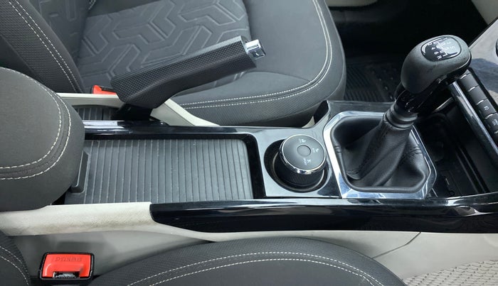 2020 Tata NEXON XZ+ OPT PETROL, Petrol, Manual, 30,393 km, Gear Lever