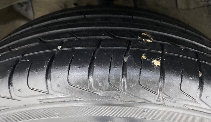 2020 Tata NEXON XZ+ OPT PETROL, Petrol, Manual, 30,393 km, Right Rear Tyre Tread