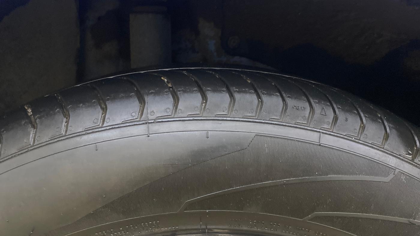 2018 Hyundai New Elantra 2.0 SX(O) AT PETROL, Petrol, Automatic, 64,464 km, Right Rear Tyre Tread