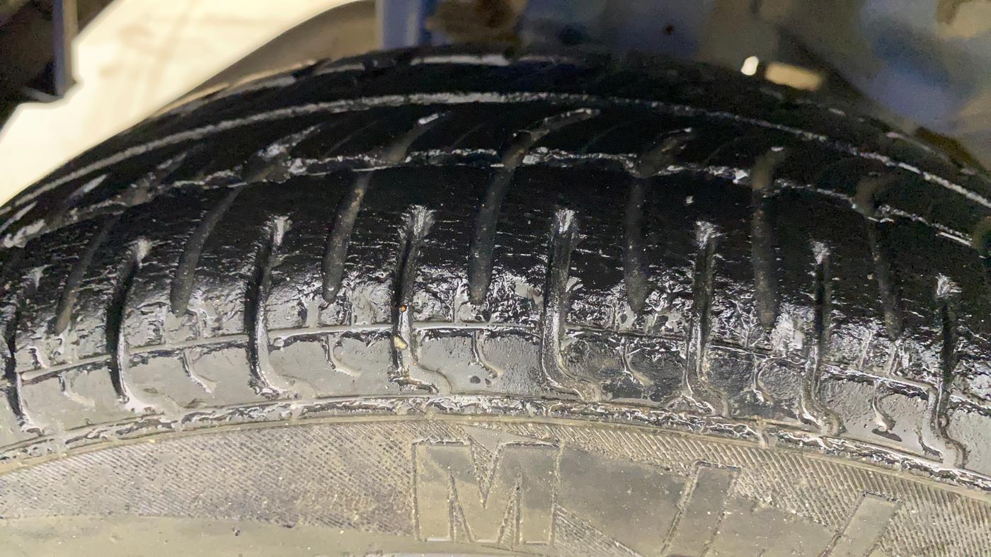 2014 Hyundai Eon D-LITE+, Petrol, Manual, 1,31,759 km, Right Rear Tyre Tread