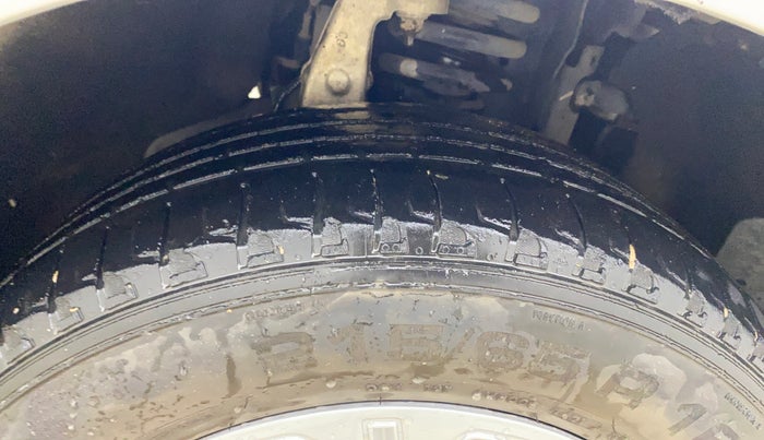 2019 Mahindra MARAZZO M4 8 STR, Diesel, Manual, 1,10,656 km, Right Front Tyre Tread