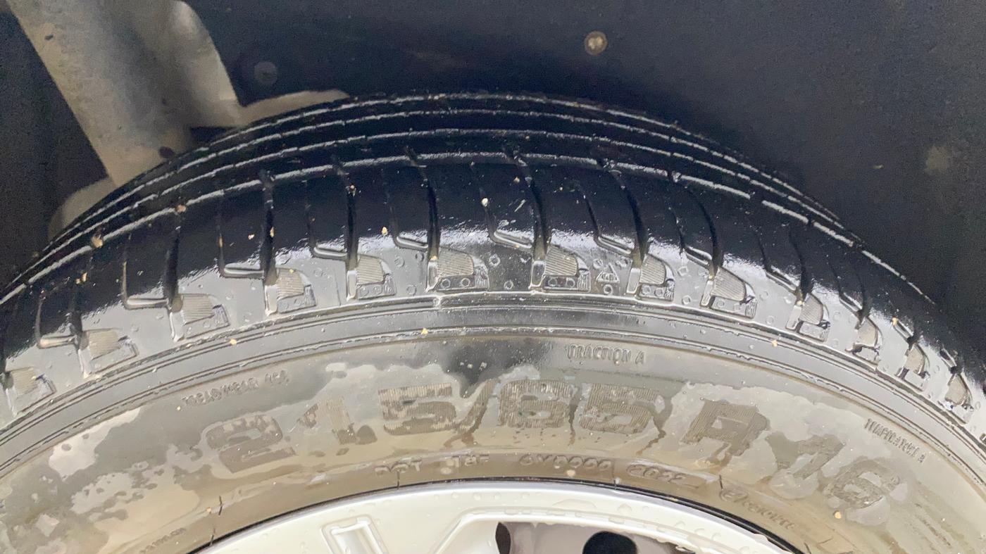 2019 Mahindra MARAZZO M4 8 STR, Diesel, Manual, 1,10,656 km, Right Rear Tyre Tread