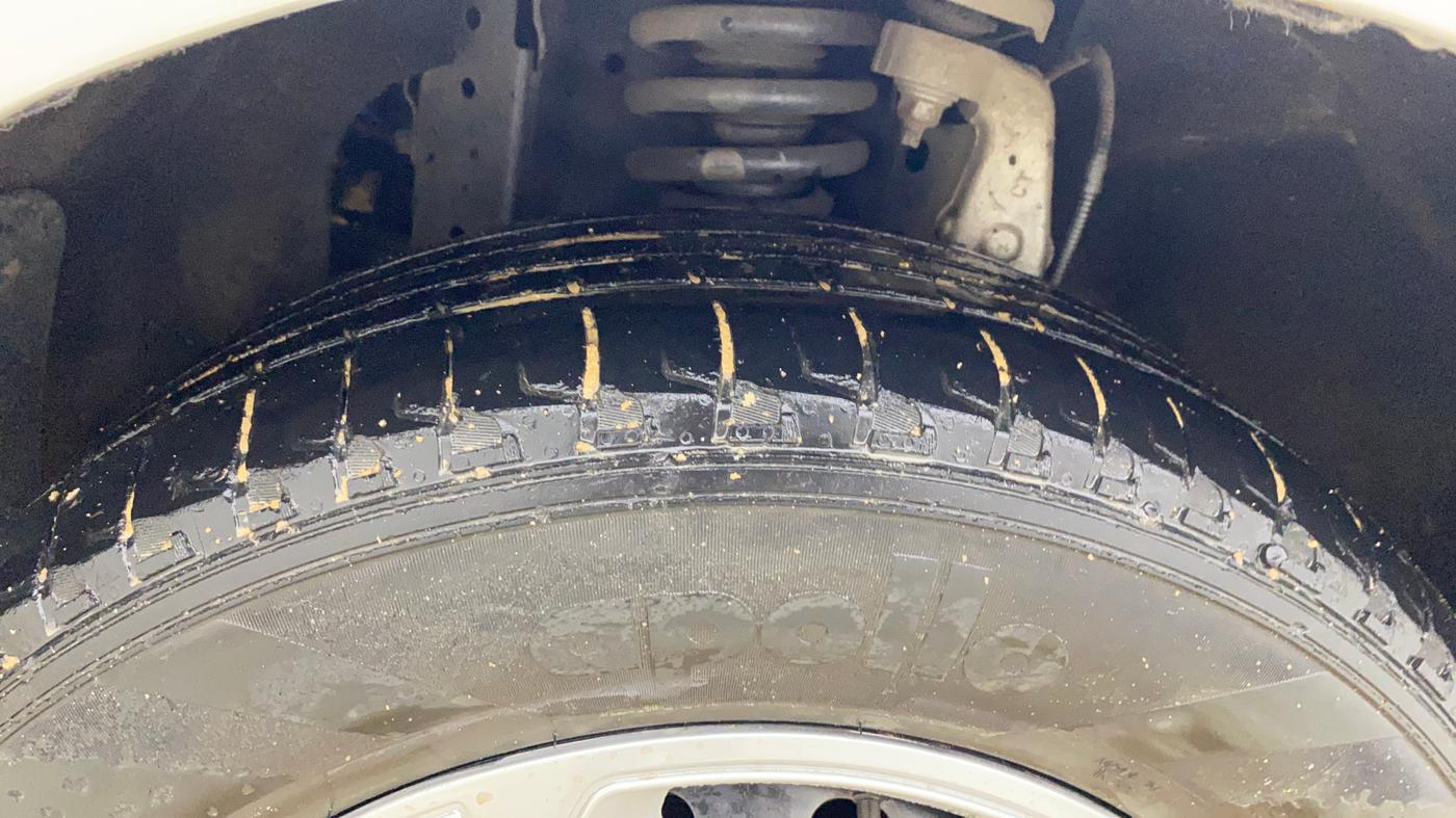 2019 Mahindra MARAZZO M4 8 STR, Diesel, Manual, 1,10,656 km, Left Front Tyre Tread