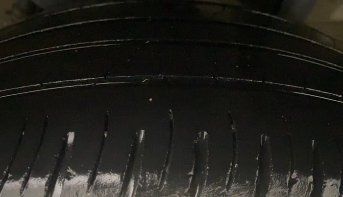 2019 Hyundai VENUE SX 1.0 (O) TURBO, Petrol, Manual, 48,216 km, Left Rear Tyre Tread