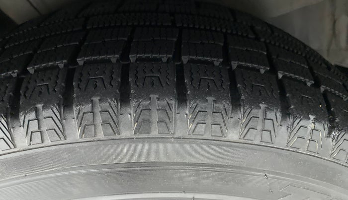 2010 Honda City S MT PETROL, Petrol, Manual, 60,168 km, Right Rear Tyre Tread