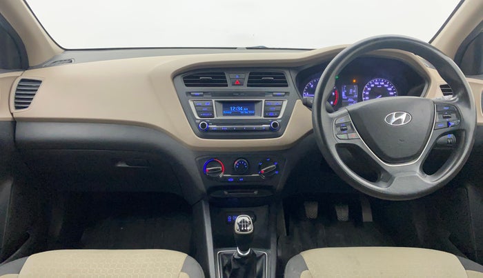 2015 Hyundai Elite i20 MAGNA 1.4 CRDI, Diesel, Manual, 1,23,537 km, Dashboard