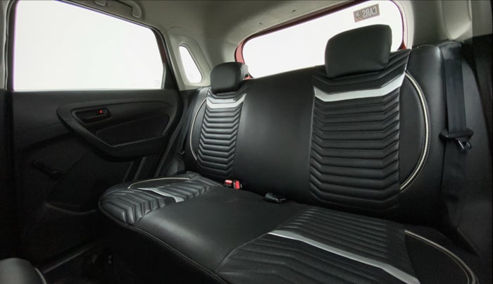 2017 Maruti Vitara Brezza LDI (O), Diesel, Manual, 45,113 km, Right Side Rear Door Cabin