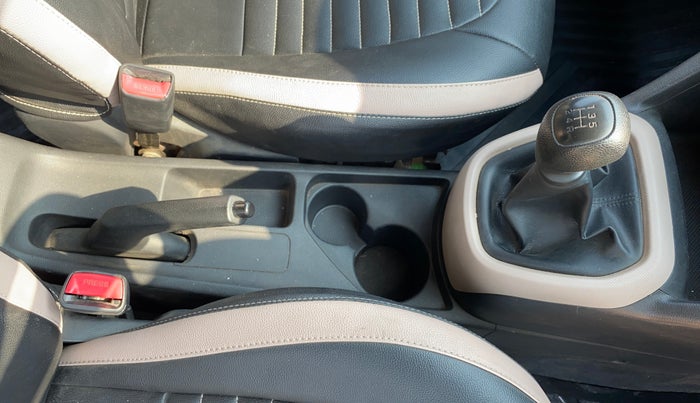 2016 Hyundai Grand i10 MAGNA 1.2 KAPPA VTVT, Petrol, Manual, 36,056 km, Gear Lever