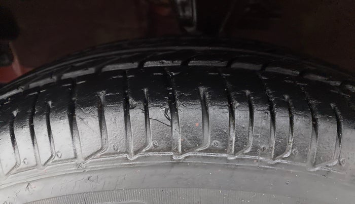 2012 Hyundai i10 SPORTZ 1.2 AT, Petrol, Automatic, 71,602 km, Left Front Tyre Tread