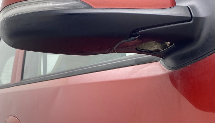 2012 Hyundai i10 SPORTZ 1.2 AT, Petrol, Automatic, 71,602 km, Right rear-view mirror - Cover has minor damage