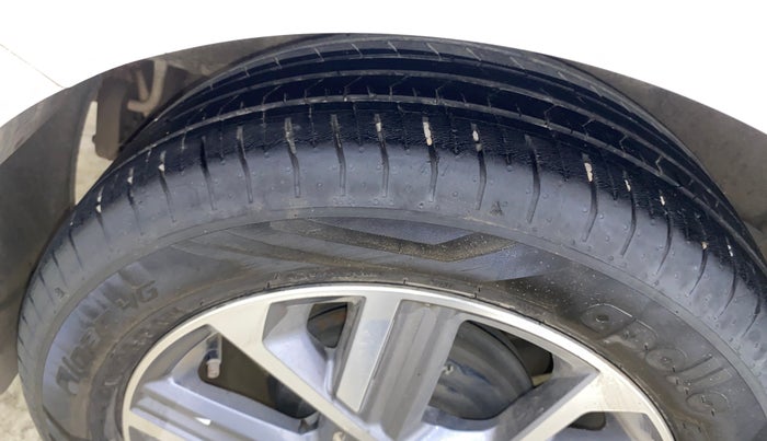 2023 Hyundai Verna SX 1.5 l MPI, Petrol, Manual, 15,313 km, Right Rear Tyre Tread