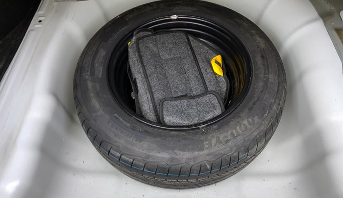 2023 Hyundai Verna SX 1.5 l MPI, Petrol, Manual, 15,313 km, Spare Tyre