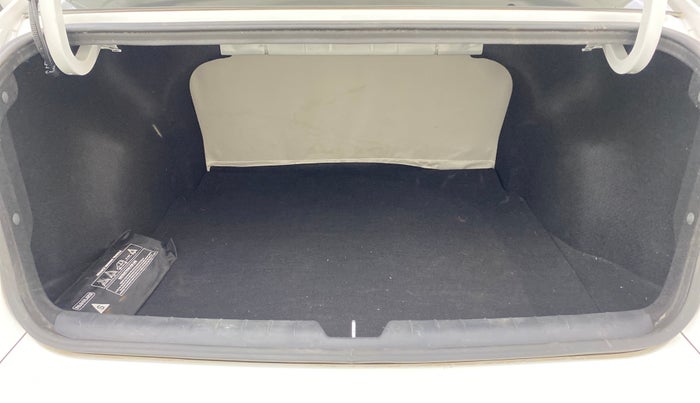 2023 Hyundai Verna SX 1.5 l MPI, Petrol, Manual, 15,313 km, Boot Inside