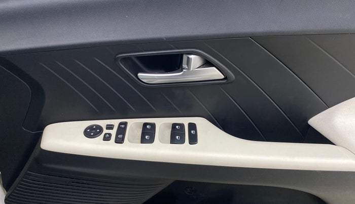 2023 Hyundai Verna SX 1.5 l MPI, Petrol, Manual, 15,313 km, Driver Side Door Panels Control
