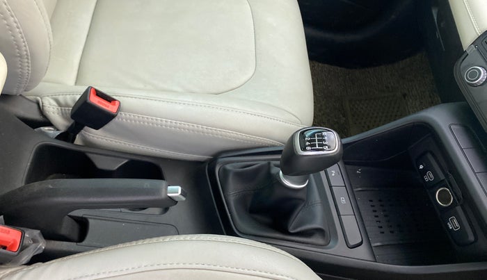 2023 Hyundai Verna SX 1.5 l MPI, Petrol, Manual, 15,313 km, Gear Lever