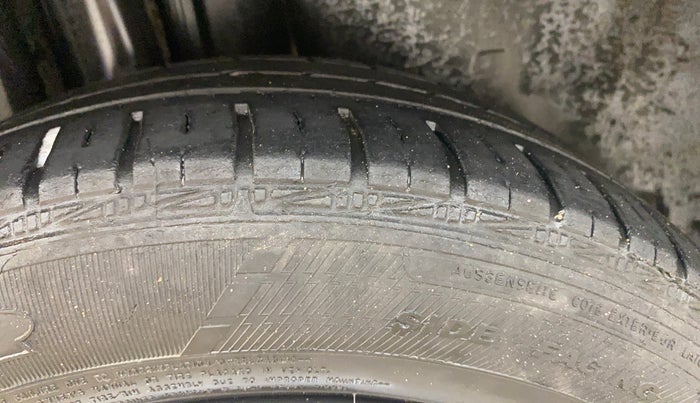 2019 Skoda Rapid 1.6 MPI ACTIVE, Petrol, Manual, 32,132 km, Right Rear Tyre Tread