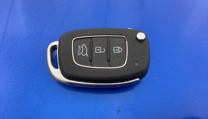 2017 Hyundai Elite i20 SPORTZ 1.2, Petrol, Manual, 38,004 km, Key Close Up