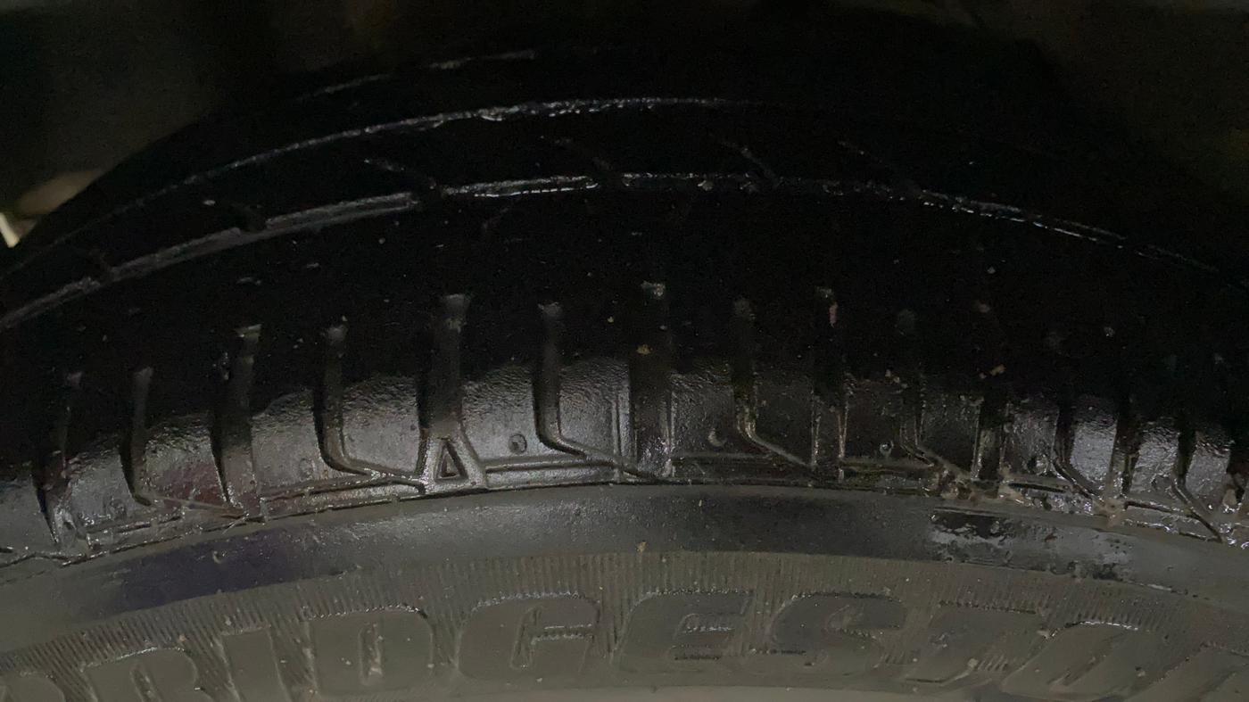 2018 Ford FREESTYLE TITANIUM 1.2 PETROL, Petrol, Manual, 90,428 km, Right Rear Tyre Tread