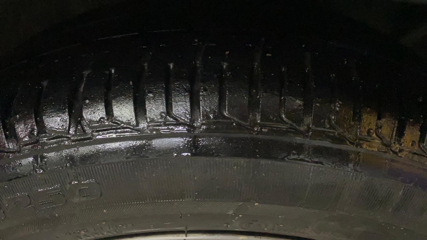 2018 Ford FREESTYLE TITANIUM 1.2 PETROL, Petrol, Manual, 90,428 km, Right Front Tyre Tread