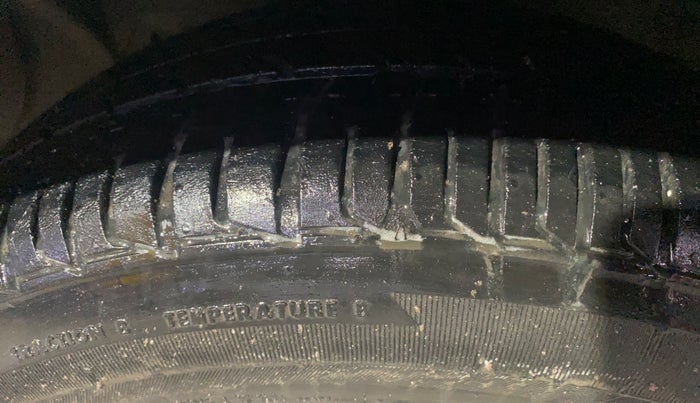 2018 Ford FREESTYLE TITANIUM 1.2 PETROL, Petrol, Manual, 90,419 km, Left Front Tyre Tread