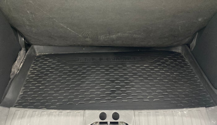 2020 Ford FREESTYLE TITANIUM 1.2 PETROL, Petrol, Manual, 69,555 km, Boot Inside