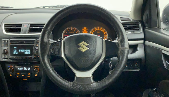 2013 Maruti Swift ZXI, CNG, Manual, 67,305 km, Steering Wheel Close Up
