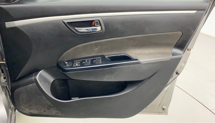 2013 Maruti Swift ZXI, CNG, Manual, 67,305 km, Driver Side Door Panels Control