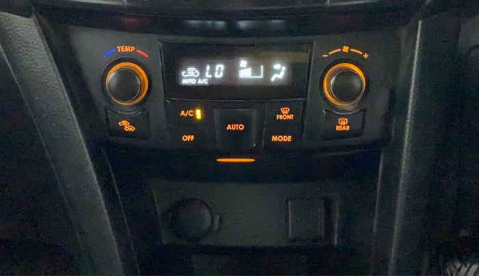 2013 Maruti Swift ZXI, CNG, Manual, 67,305 km, Automatic Climate Control