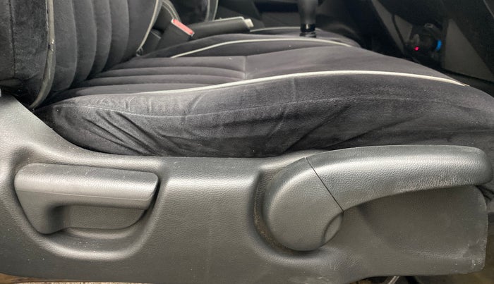 2017 Honda WR-V 1.2L I-VTEC VX MT, CNG, Manual, 61,204 km, Driver Side Adjustment Panel