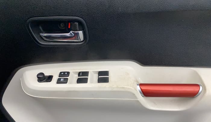 2018 Maruti IGNIS ZETA 1.2, Petrol, Manual, 1,09,625 km, Driver Side Door Panels Control