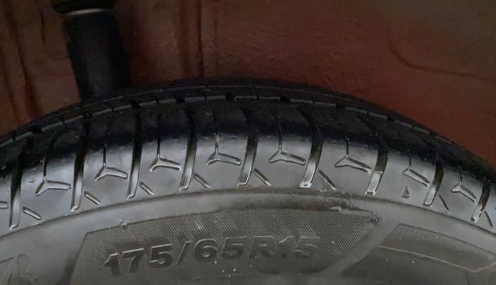 2018 Maruti IGNIS ZETA 1.2, Petrol, Manual, 1,09,625 km, Right Rear Tyre Tread