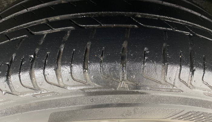 2023 Tata NEXON XZA Plus LUXS Diesel Jet, Diesel, Automatic, 32,219 km, Left Rear Tyre Tread