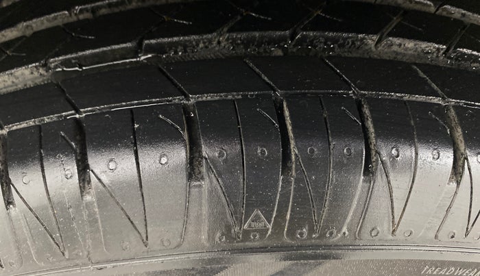 2023 Tata NEXON XZA Plus LUXS Diesel Jet, Diesel, Automatic, 32,219 km, Left Front Tyre Tread