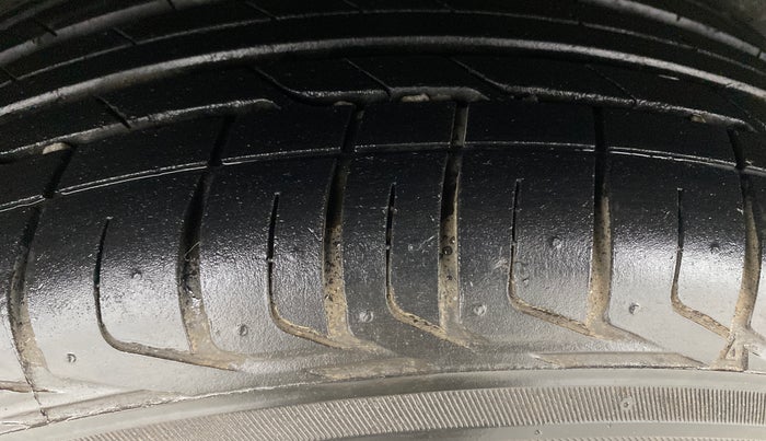 2023 Tata NEXON XZA Plus LUXS Diesel Jet, Diesel, Automatic, 32,219 km, Right Rear Tyre Tread