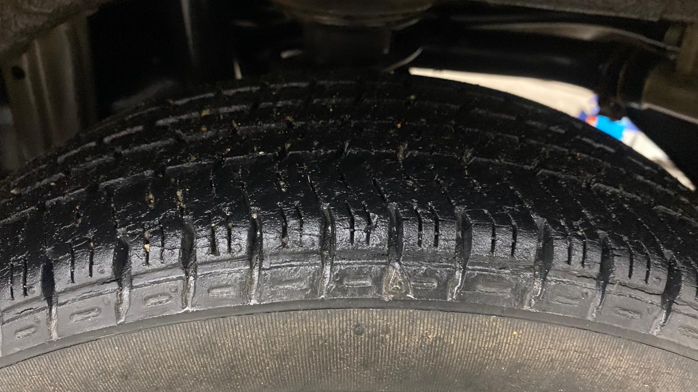 2017 Maruti Alto K10 VXI, Petrol, Manual, 22,958 km, Left Rear Tyre Tread