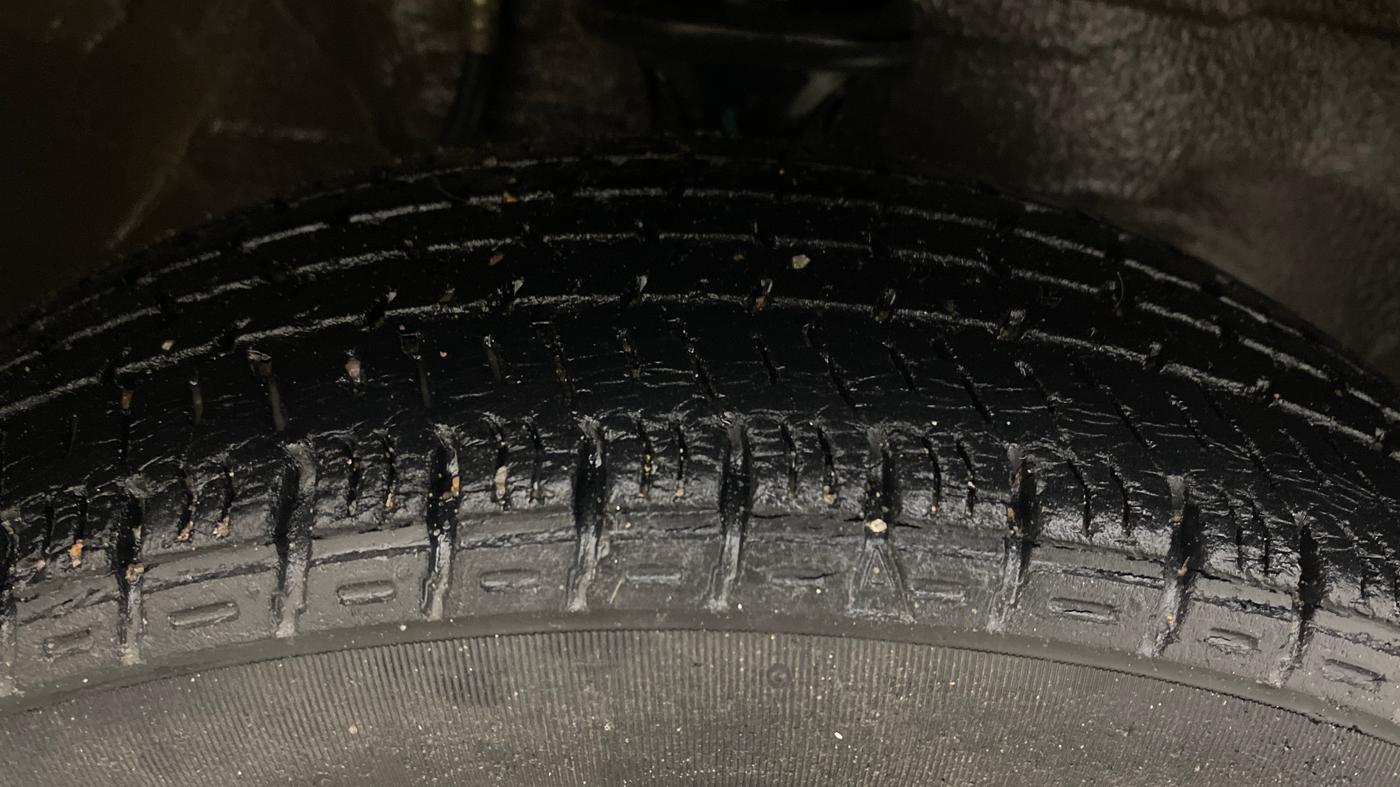 2017 Maruti Alto K10 VXI, Petrol, Manual, 22,958 km, Right Front Tyre Tread