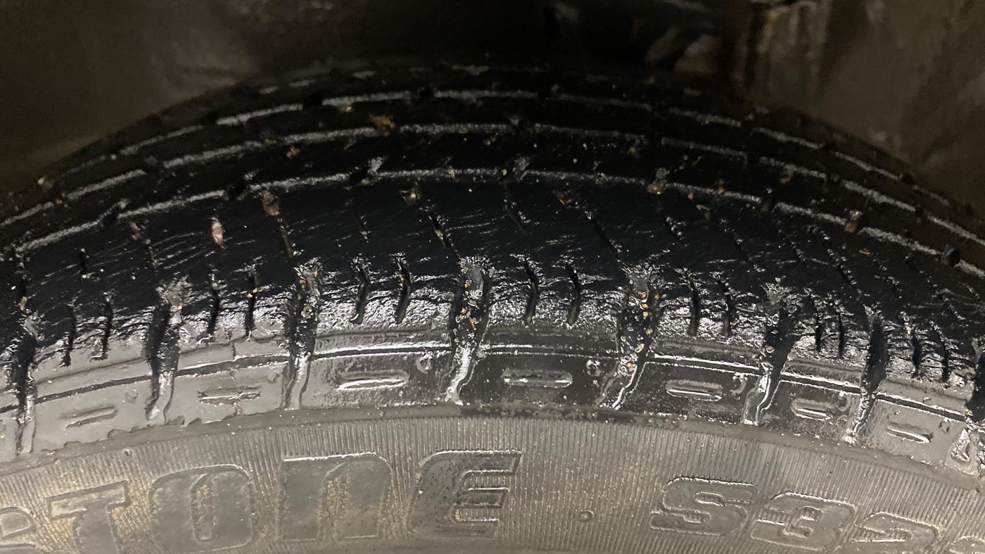 2017 Maruti Alto K10 VXI, Petrol, Manual, 22,958 km, Left Front Tyre Tread