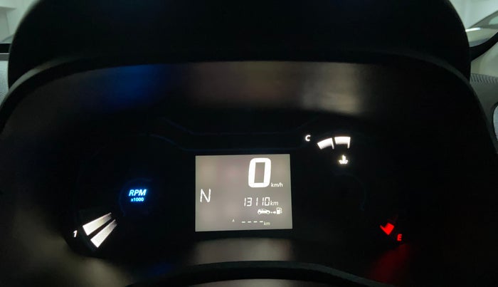 2022 Renault Kwid RXT 1.0 AMT, Petrol, Automatic, 13,105 km, Odometer Image