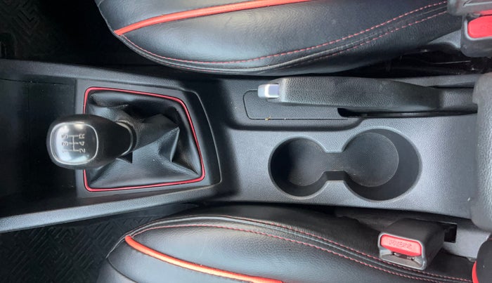 2019 Hyundai Elite i20 SPORTZ PLUS 1.2 DUAL TONE, Petrol, Manual, 74,392 km, Gear Lever