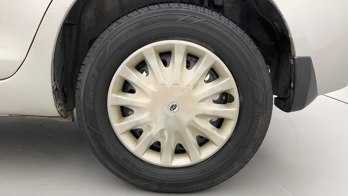 2014 Maruti Swift Dzire VXI, Petrol, Manual, 78,341 km, Left Rear Wheel