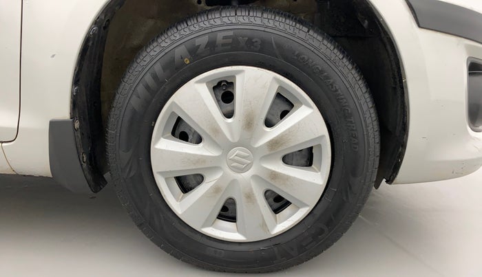 2014 Maruti Swift Dzire VXI, Petrol, Manual, 78,341 km, Right Front Wheel