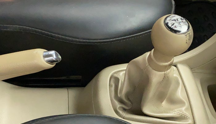 2014 Maruti Swift Dzire VXI, Petrol, Manual, 78,341 km, Gear Lever