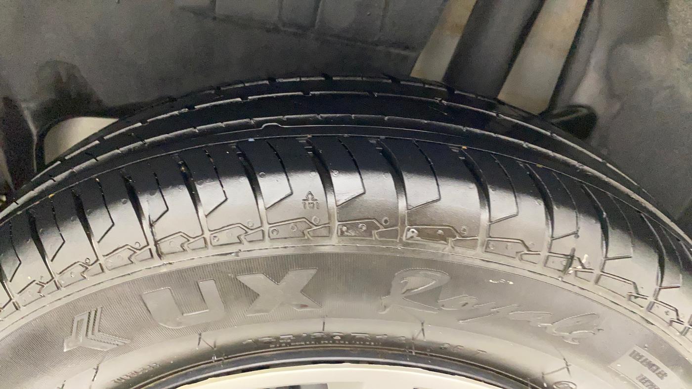 2024 Maruti Dzire VXi, Petrol, Manual, 16,886 km, Left Rear Tyre Tread