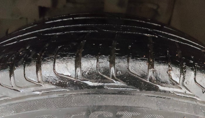 2018 Tata NEXON XM PETROL, Petrol, Manual, 55,956 km, Left Front Tyre Tread