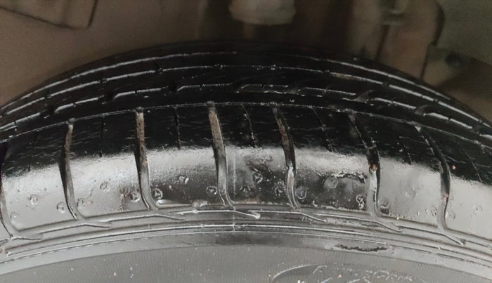 2018 Tata NEXON XM PETROL, Petrol, Manual, 55,956 km, Left Rear Tyre Tread