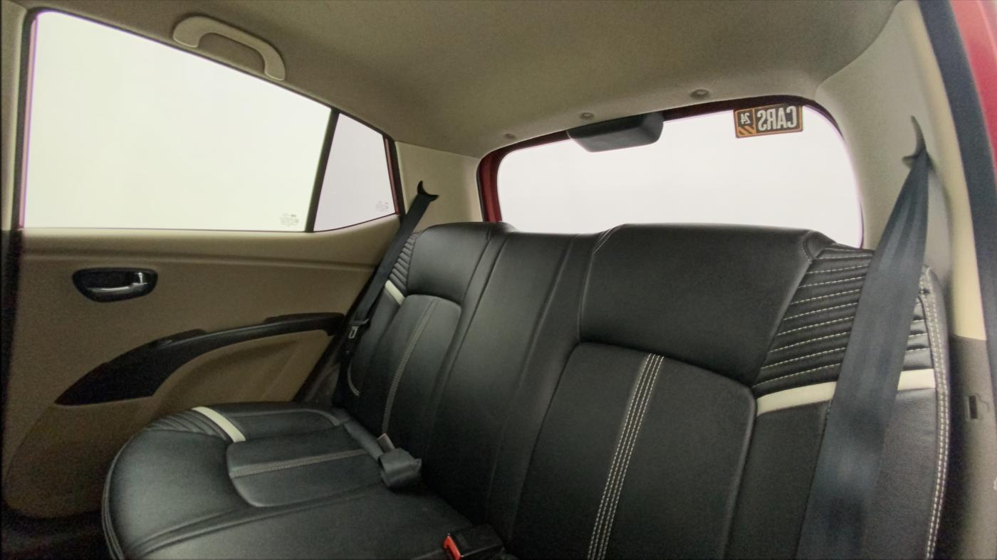 2011 Hyundai i10 MAGNA 1.2, Petrol, Manual, 67,475 km, Right Side Rear Door Cabin