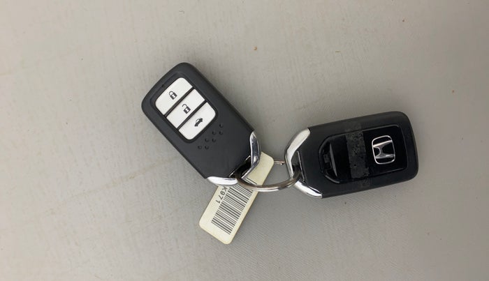 2017 Honda City 1.5L I-VTEC VX, Petrol, Manual, 88,707 km, Key Close Up